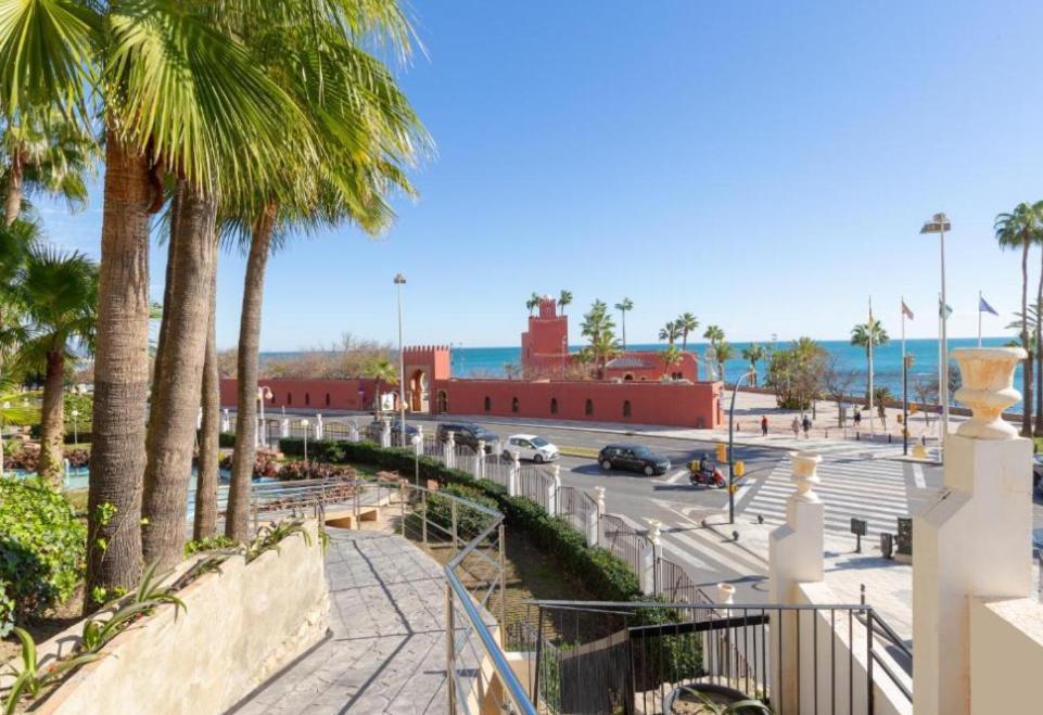 El Estudio De La Playa Benalbeach New 1Bd, Piscinas, Playa Y Vistas Al Mar Ref504 بينالماذينا المظهر الخارجي الصورة